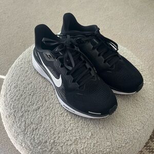Nike Pegasus 41 Running Shoes